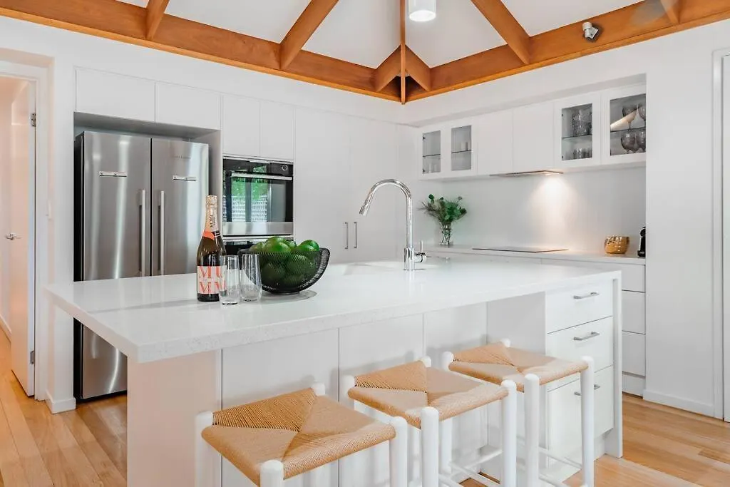 Ferienhaus Luxurious Beachside Living Mudjimba